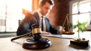 Львів адвокат аліменти — захист прав дітей