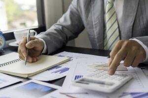 Кадровий аудит підприємств у Львові – перевірка та супровід