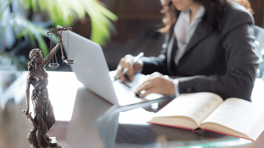 Найняти адвоката Львів