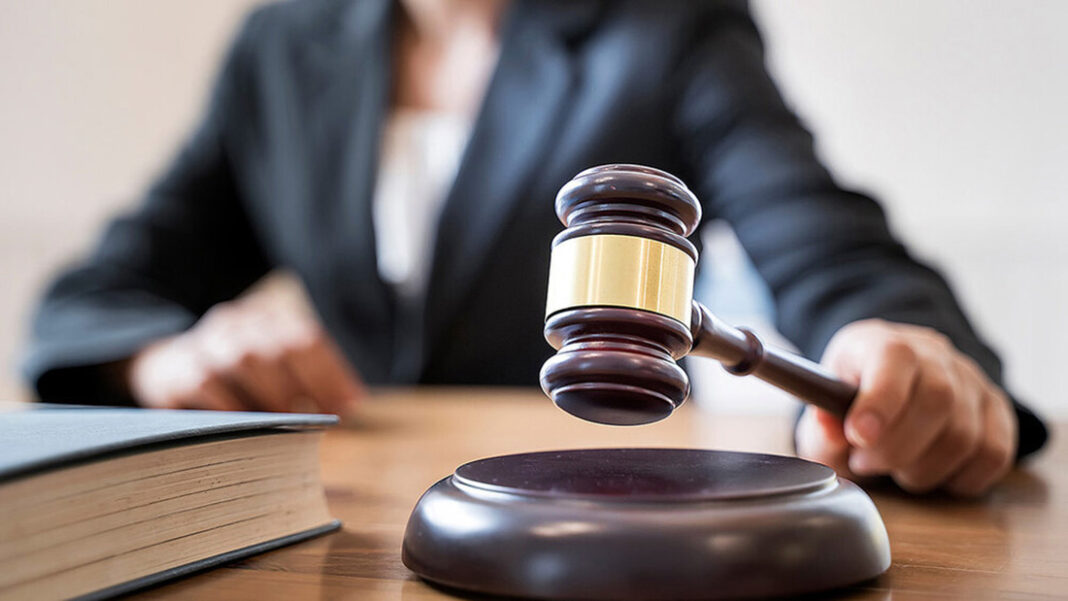 Адвокат у Львові вирішує спір за договором поставки